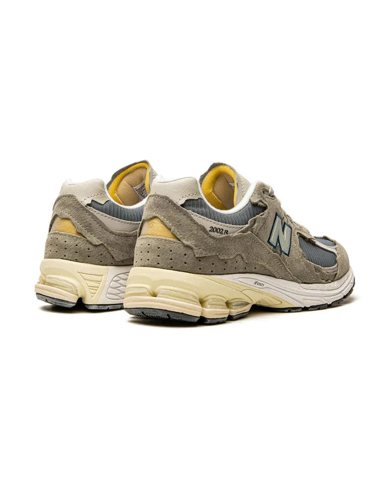 New Balance® 2002R Protection Pack Mirage Grey