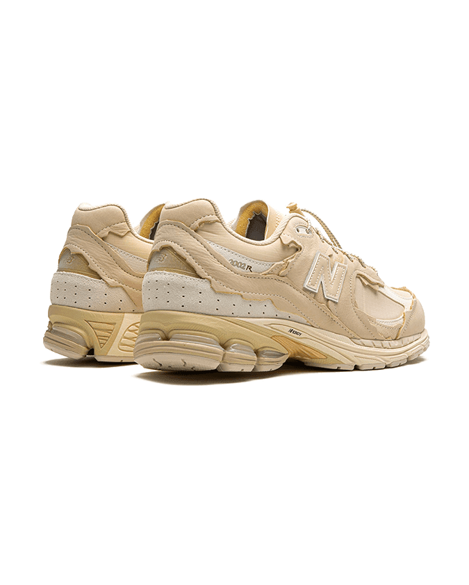 New Balance® 2002R Sandstorm Turledove